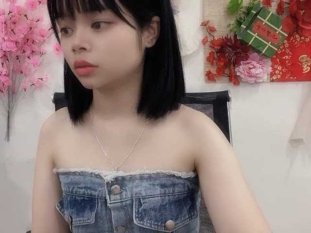 Live sex webcam photo for NgocBich2k #277574479