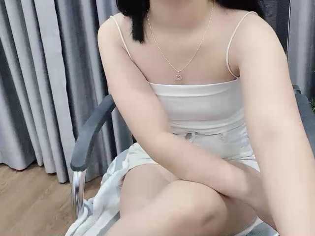 Live sex webcam photo for NgocBich2k #277718907