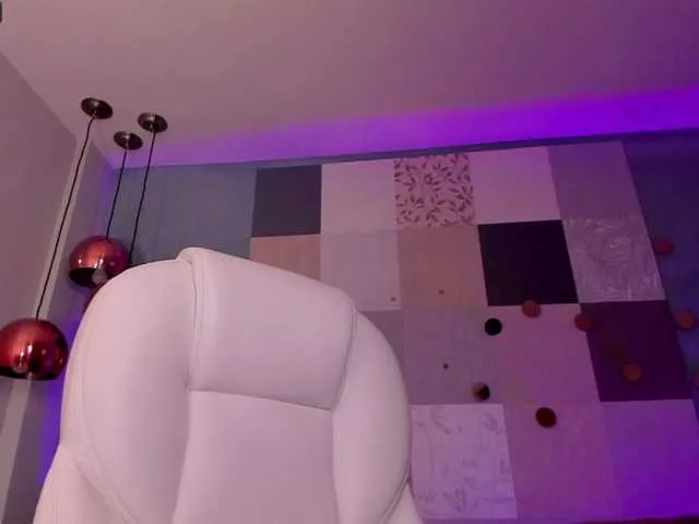 Live sex webcam photo for NiaBennet #273904019