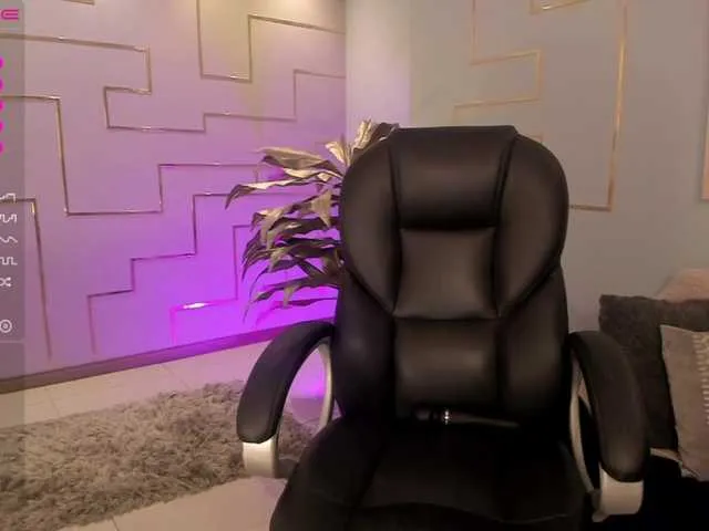 Live sex webcam photo for NiaBennet #274061117