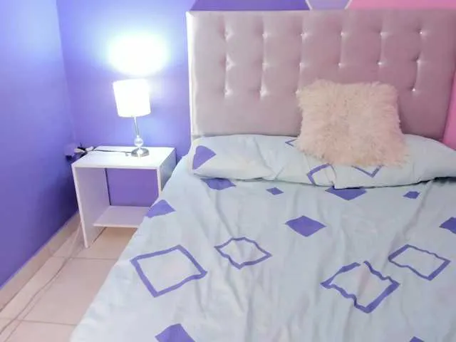 Live sex webcam photo for NiaBianco #278123175