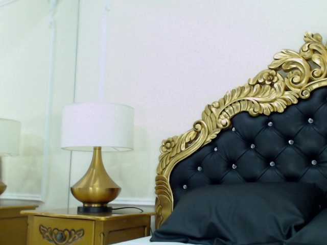 Live sex webcam photo for NiaLopez1 #276470275