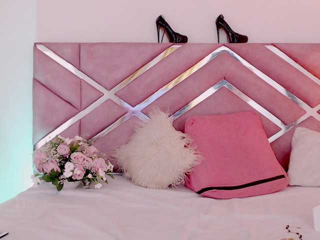 Live sex webcam photo for NiaPratt #291508038