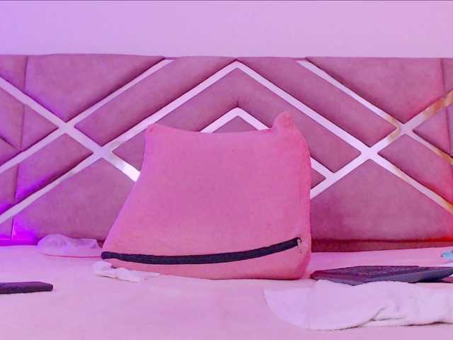 Live sex webcam photo for NiaPratt #291841132