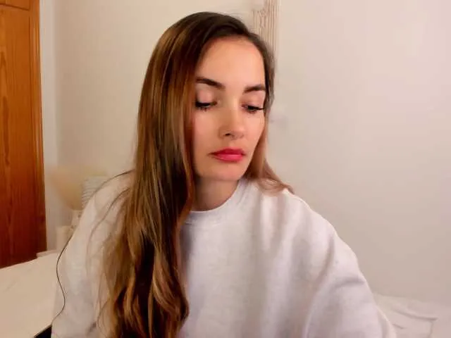 Live sex webcam photo for NiaStone #276831426