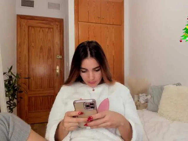 Live sex webcam photo for NiaStone #276865384