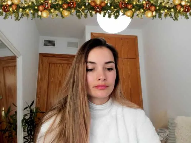 Live sex webcam photo for NiaStone #276954686