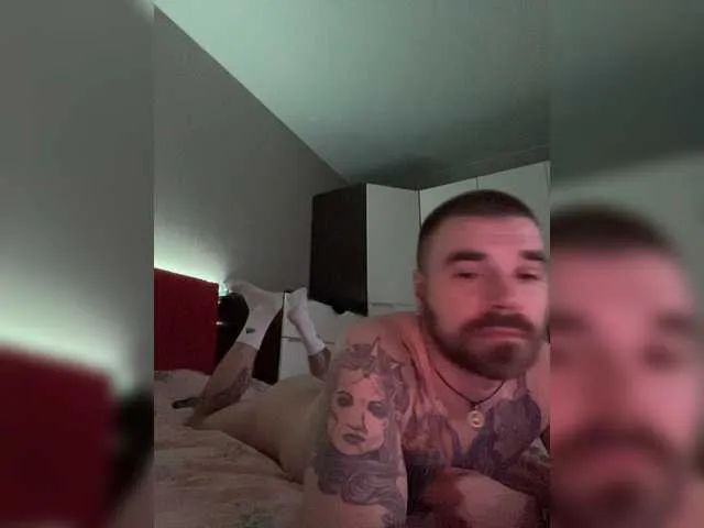 Live sex webcam photo for NiceMax #273450809