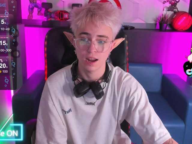 Live sex webcam photo for NickBlond #277230709