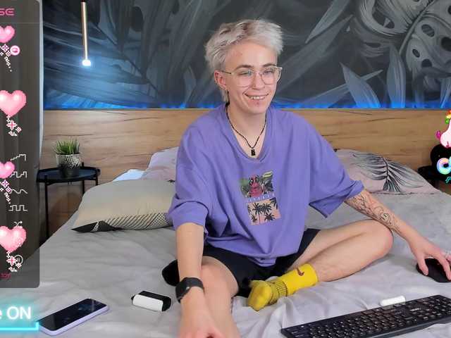 Live sex webcam photo for NickBlond #277244885