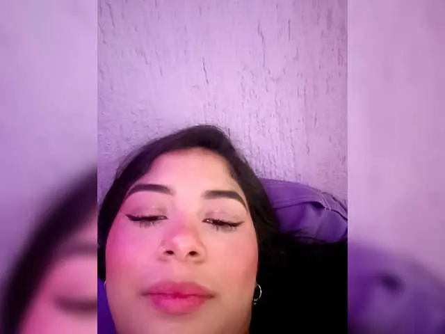 Live sex webcam photo for NickyCole #291551487