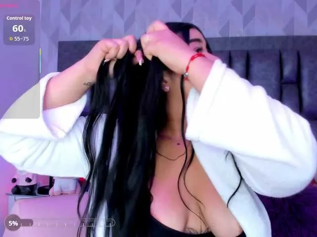 Live sex webcam photo for NickyCole #292018271