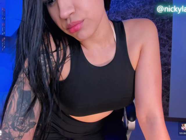 Live sex webcam photo for NickyLawson #290960290