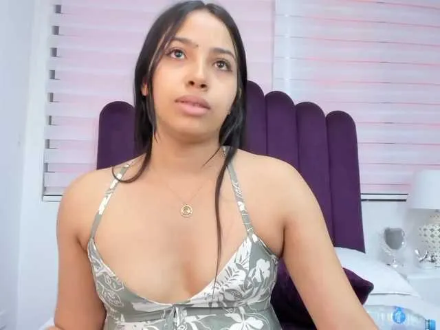 Live sex webcam photo for Nickywhitee #272020808