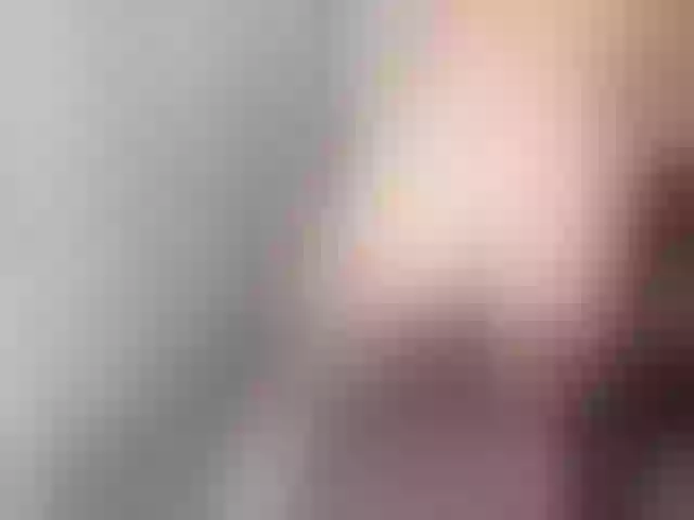 Live sex webcam photo for NicolMoon3 #271989444