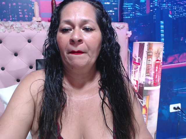 Live sex webcam photo for NicolTamara #277686141