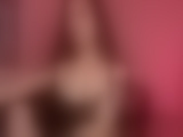 Live sex webcam photo for NicolWhitee #294107364