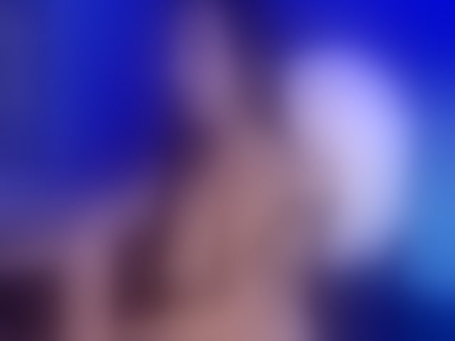 Live sex webcam photo for NicolWhitee #294255807