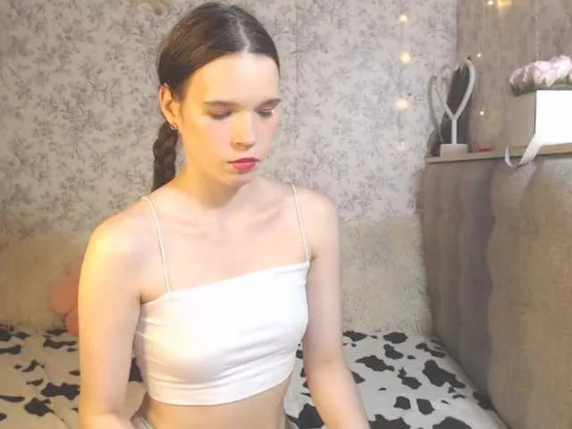 Live sex webcam photo for Nicole-Petit #291221178
