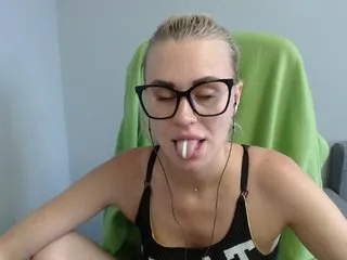 Live sex webcam photo for NicoleAmes #228809484