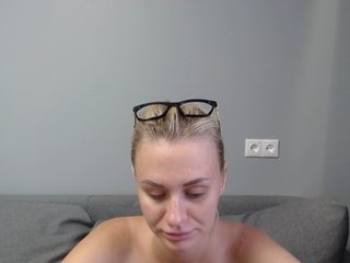 Live sex webcam photo for NicoleAmes #230995565