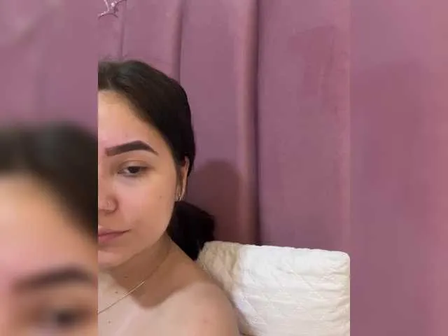 Live sex webcam photo for NicoleBaker #290680241