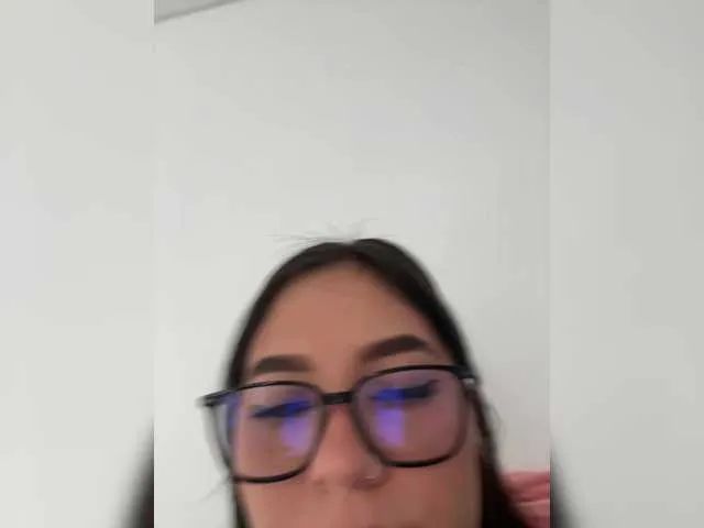 Live sex webcam photo for NicoleBaker #290691983