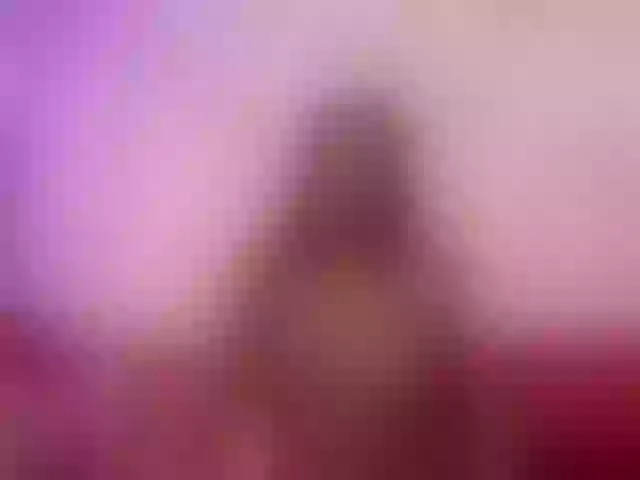 Live sex webcam photo for NicoleBrunette #276395098