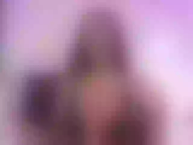 Live sex webcam photo for NicoleBrunette #276567391