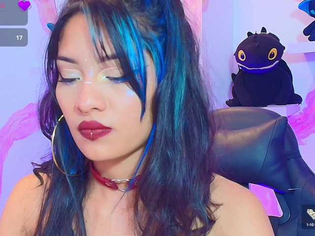 Live sex webcam photo for NicoleMonet #291808121