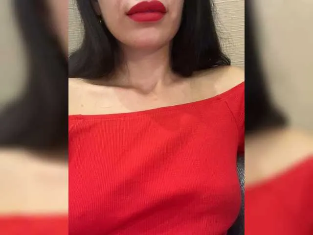 Live sex webcam photo for NicoleOneal #274057041