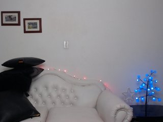 Live sex webcam photo for NicoleSantana #287924726