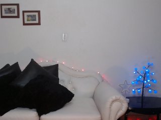 Live sex webcam photo for NicoleSantana #287924728