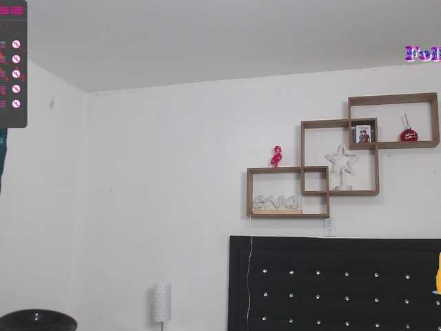 Live sex webcam photo for NicoleSantana #287925128