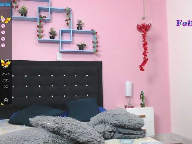 Live sex webcam photo for NicoleSantana #287925316