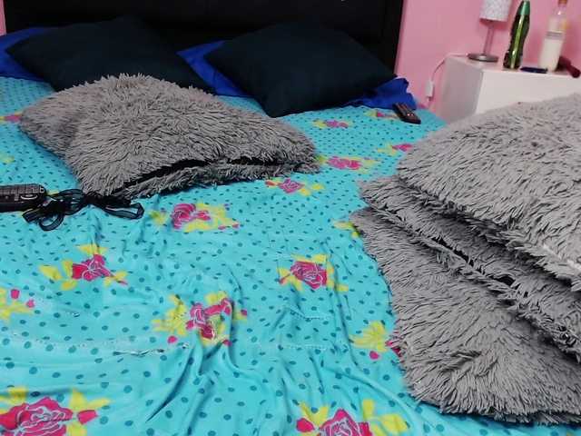 Live sex webcam photo for NicoleSantana #287925321