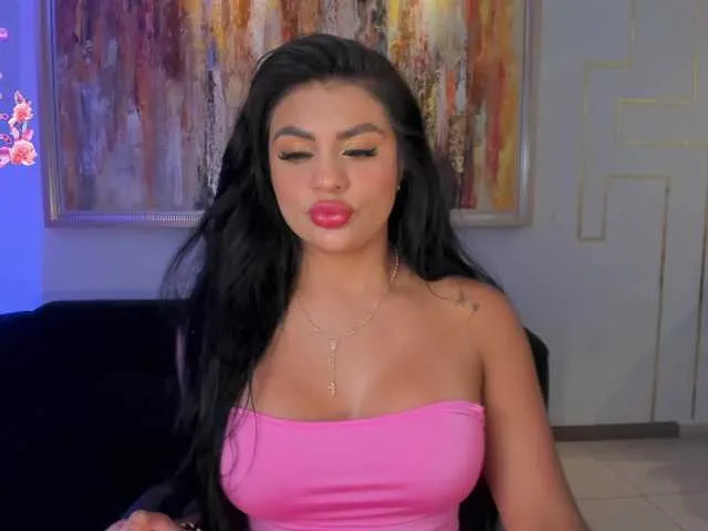 Live sex webcam photo for NicoleSanz #291830720