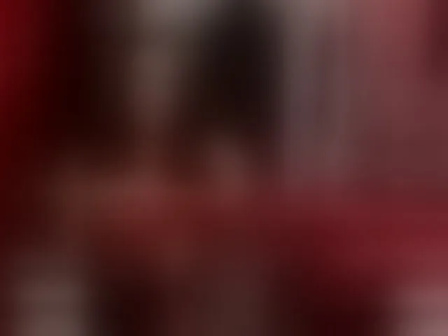 Live sex webcam photo for NicoleSinn #294200461