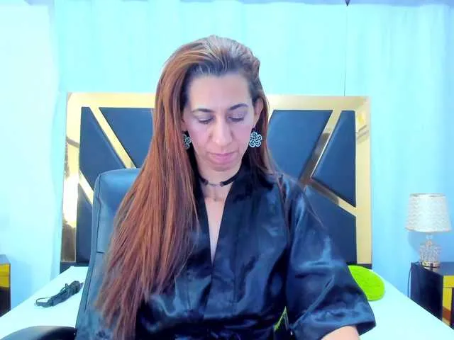 Live sex webcam photo for NicoleeGreen #275566120