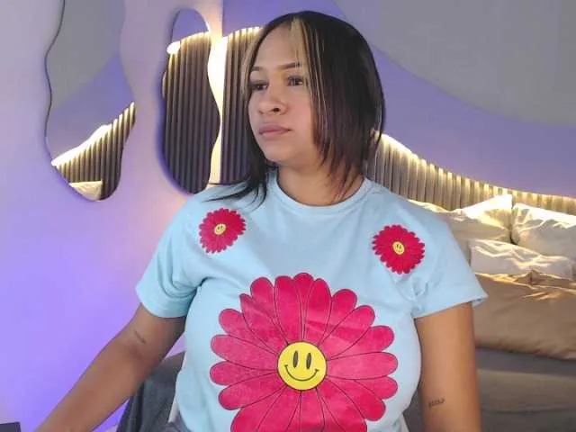 Live sex webcam photo for Nicolle-mariee #291340552