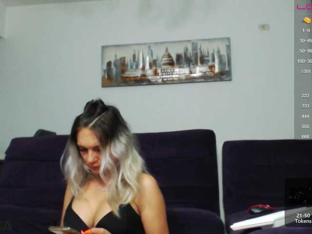 Live sex webcam photo for Nicolle789 #273884049