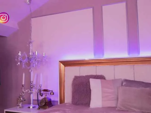 Live sex webcam photo for NicolleBarbie #276651963