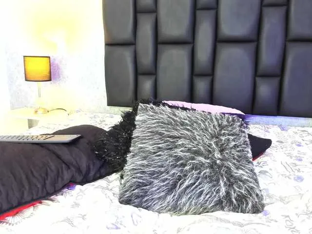 Live sex webcam photo for NicolleHarris #273049720