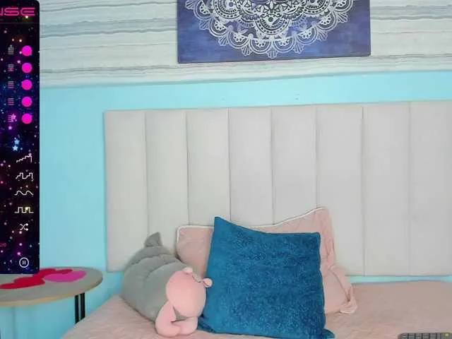 Live sex webcam photo for NicolleHarris #274031810