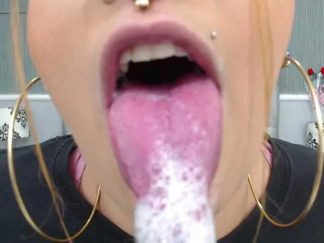 Live sex webcam photo for NicolleWayne #273023016
