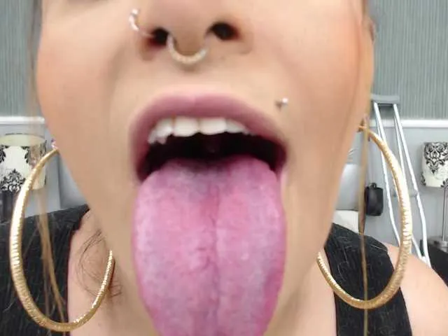 Live sex webcam photo for NicolleWayne #273071828