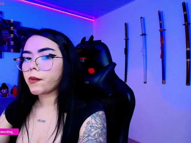 Live sex webcam photo for Nicorobin #291372302