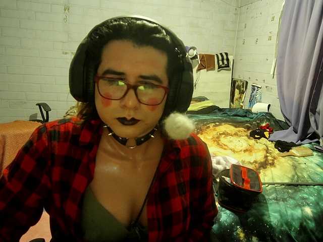 Live sex webcam photo for Nidhogg-Gothicc-Neko #278278191