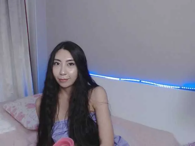 Live sex webcam photo for NielynLun #271870439