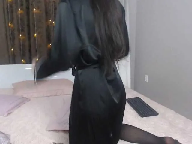 Live sex webcam photo for NielynLun #272051749